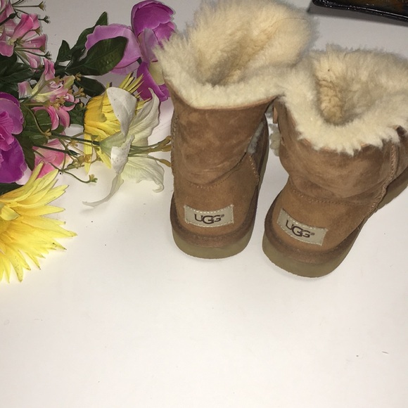 UGG Other - Ugg Girls Size 13